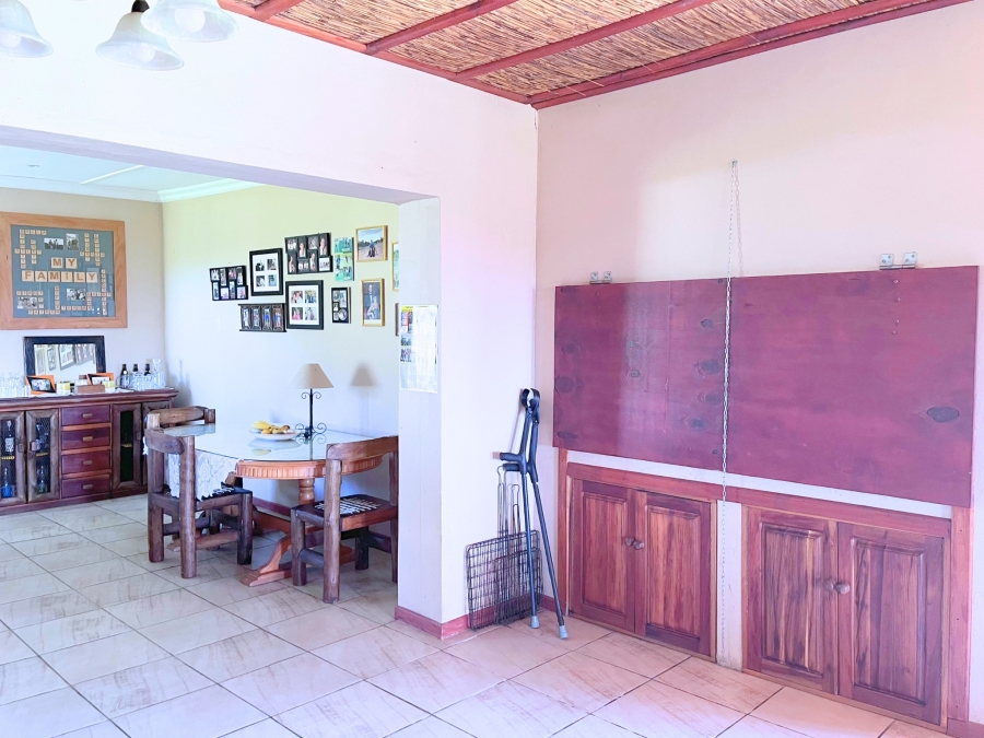 5 Bedroom Property for Sale in Grahamstown Central Eastern Cape